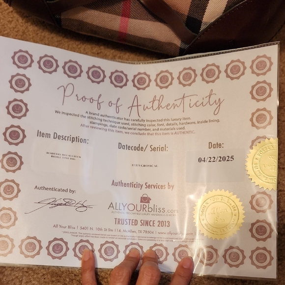 Burberry Bridle Dutton House Check Canvas and Leather Hobo - Picture 2 of 16